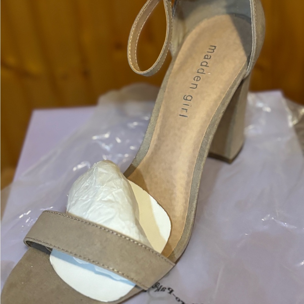 Madden Girl Blush  Heeled  Sandals